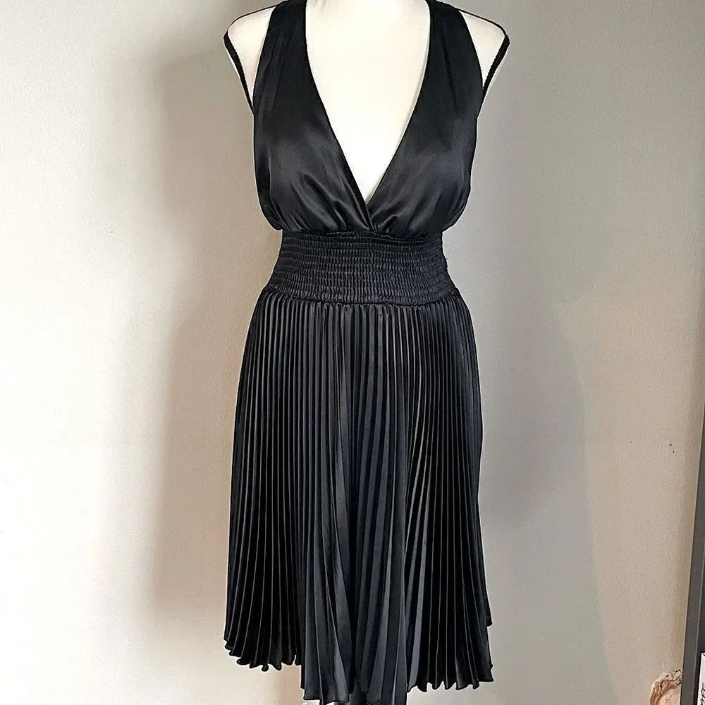 Club Couture Black “Marilyn Monroe” Style Halter Dress. Size Large.